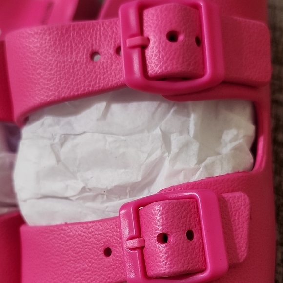 PrettyLittleThing Pink Slip-On Sandals - Picture 5 of 10